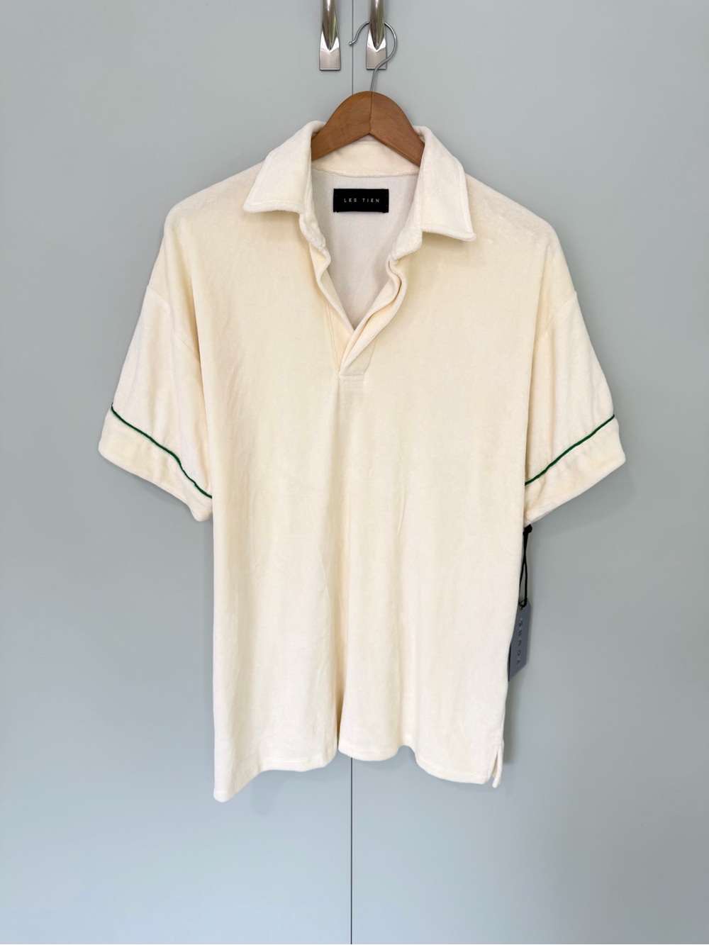 LES TIEN Men’s French Terry Polo Shirt in Ivory with Green Piping
